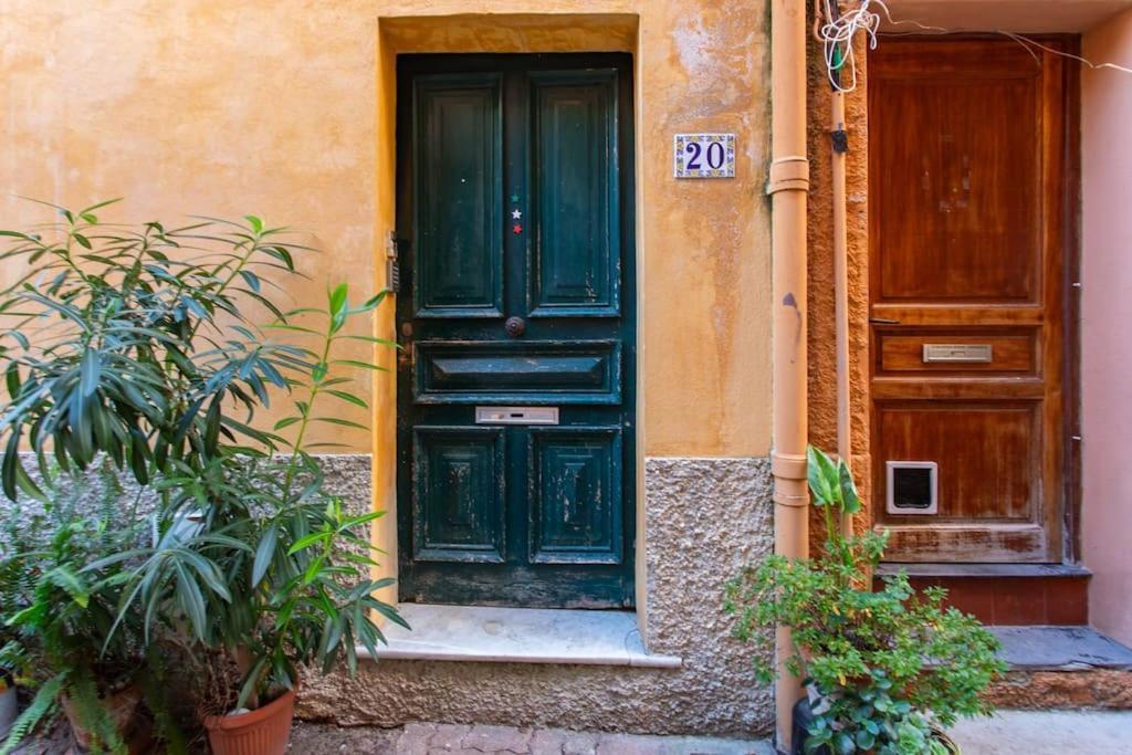 #40 Bright Sea View Suite For 6 2Mins Walk Port & Sea Villefranche-sur-Mer Exteriör bild