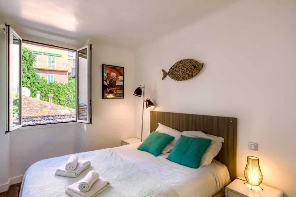 #40 Bright Sea View Suite For 6 2Mins Walk Port & Sea Villefranche-sur-Mer Exteriör bild