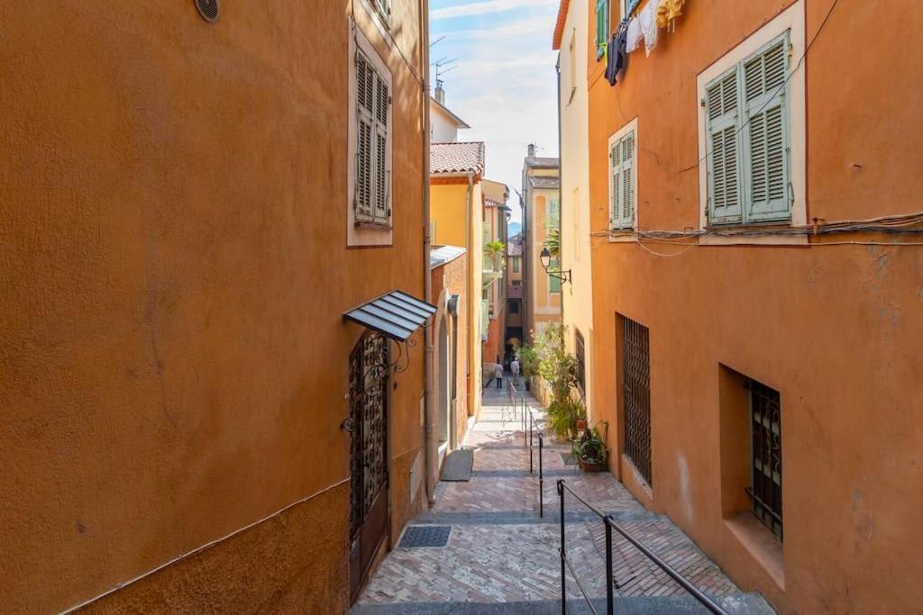 #40 Bright Sea View Suite For 6 2Mins Walk Port & Sea Villefranche-sur-Mer Exteriör bild