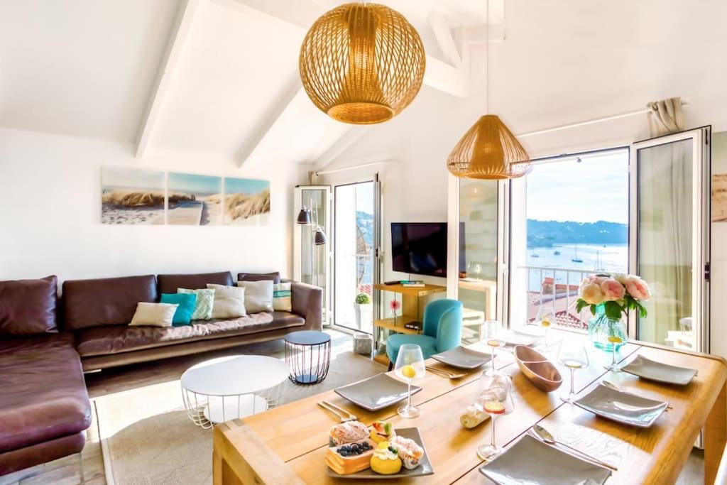 #40 Bright Sea View Suite For 6 2Mins Walk Port & Sea Villefranche-sur-Mer Exteriör bild